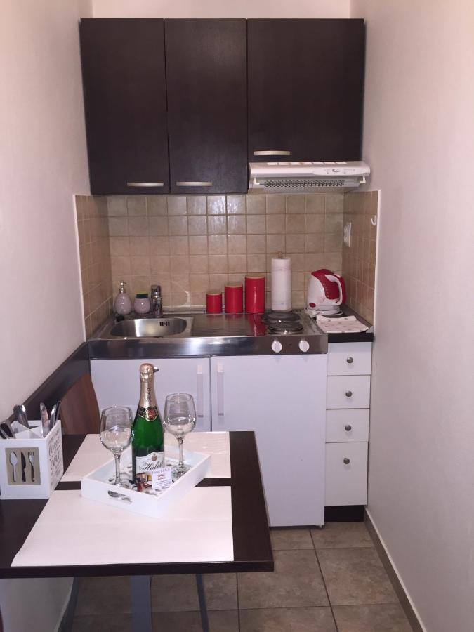 Apartman Besenova Exterior photo